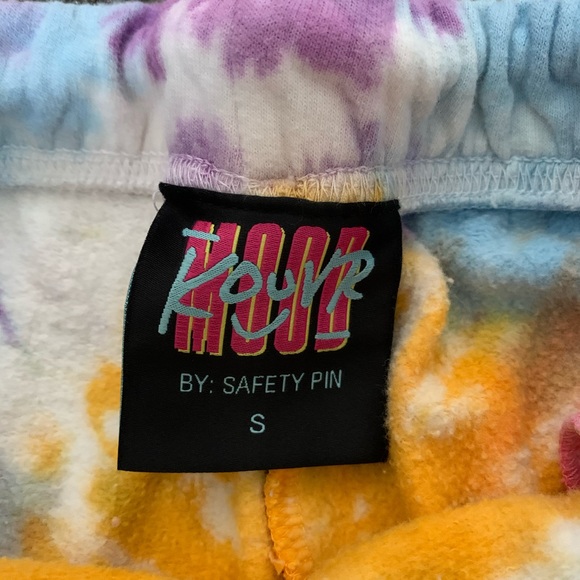 Influencer “Kouvr Annon” Mood Sweatpants (tic toc) - Picture 5 of 5